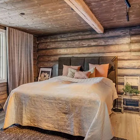 Osterdalsstua Fra 1700 Tallet- - Sauna - 9 Soverom - 30 Min Osl Maison d'hôtes Eina