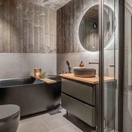 Osterdalsstua Fra 1700 Tallet- - Sauna - 9 Soverom - 30 Min Osl Maison d'hôtes Eina